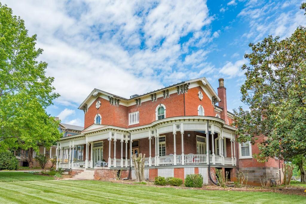Peaceful Easy Feelings - King Sized Bed - Sleeps 2 Apartamento Lynchburg Exterior foto